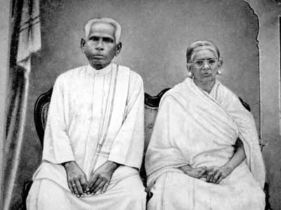 Mangalat Chanthu & wifeMadhavi